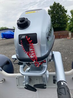 Člun HonWave T32 s motorem Honda BF5 S - 8