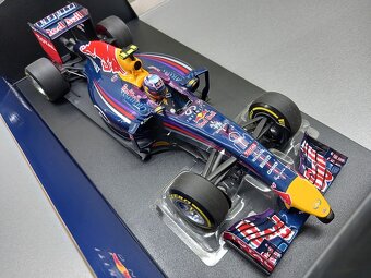 F1 INFINITI RED BULL RB10 2013 RICCIARDO MINICHAMPS 1:18 - 8