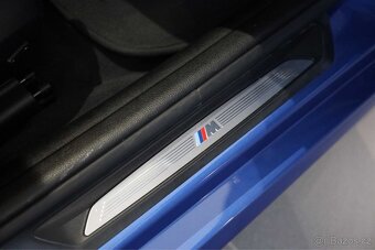 BMW 320d M Sport, 190 koní, 12/2018, plná výbava - 8
