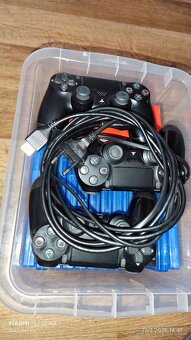 PS4ka 500GB+ 4x ovladač + 11 her - 8