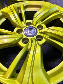 R17” 5x114,3 Honda Civic originál alu disky - Lak - TOP - 8