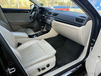 Škoda Superb 2.0 TDI 4x4 L&K DSG - 8