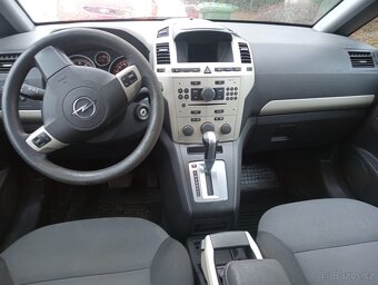 Opel Zafira 2,2i - 8