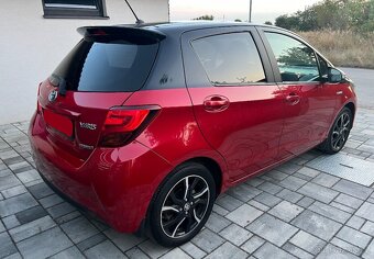 Toyota Yaris Selection / 1.5Hybrid - 8