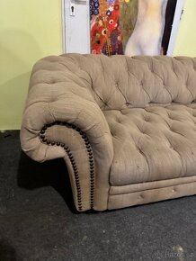 Hezká rohová Sedací souprava Chesterfield - 8
