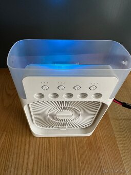 Stolní větrák ventilátor s možností chladivé vodní mlhy NOVÝ - 8