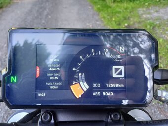 KTM 390 Duke - 8