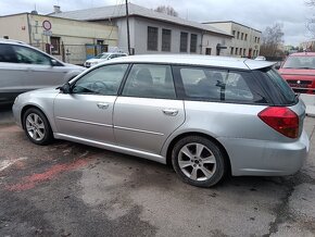 subaru legacy - 8