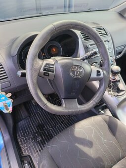 Toyota Auris 1.6i ,97kw, r.v.2010 - 8