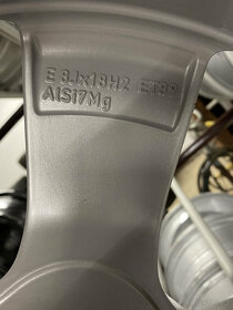 18" AUDI A6 Q5 A4 A8 ET39 8J 66.6MM 5X112 - 8