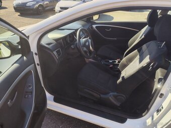 Hyundai i30 Cupe.1.4,16V,73kw.R.V.9/2014.STK Nová.Km 124 300 - 8