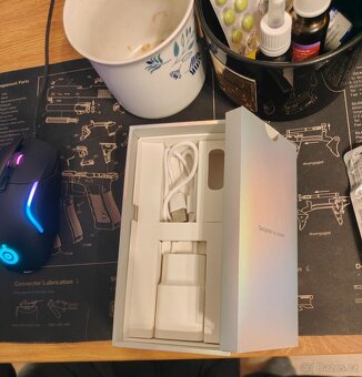 Xiaomi mi9 6/64gb - 8