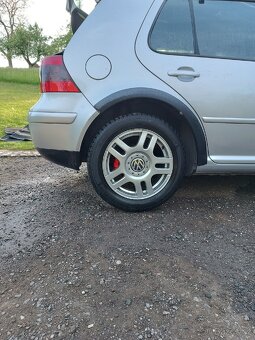Golf 4 - 8