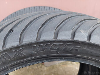 Pneu mokrý slick Bridgestone - 8