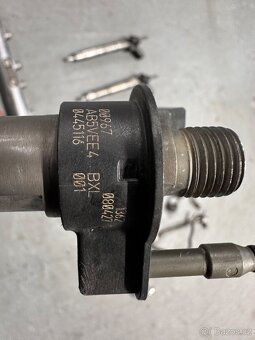 Bmw 2.0D N47 čerpadlo a vstřikovače Bosch 0445116001 - 8