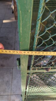 Klec pro papoušky, fretky,atd. Dvojitá je rozdělena na 2krat - 8