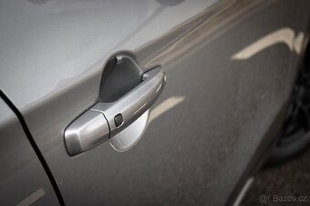 Suzuki SX4 S-Cross benzín - 1.M - 8