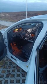 Peugeot 308 1.6 HDI  2015 rv - 8