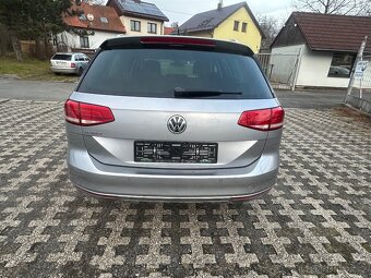 Vw passat B8 - 7/2019 , 2.0 Tdi 110 kw 1 majitel top stav - 8