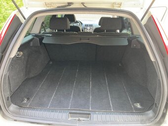 Prodám Ford Mondeo Mk3 2.0i LPG 2002 na díly/opravu - 8
