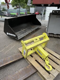 Teleskopický nakladač od 17m do 21m manipulátor - 8