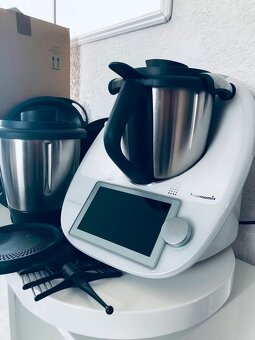 Thermomix TM6 se 2 hrnci - 8