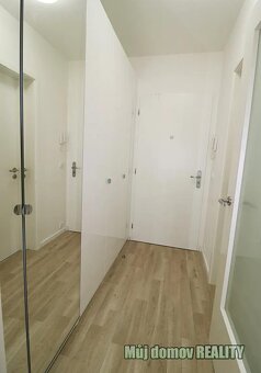 Rádi vám nabízíme k pronájmu útulný a moderní byt 1+kk o vel - 8