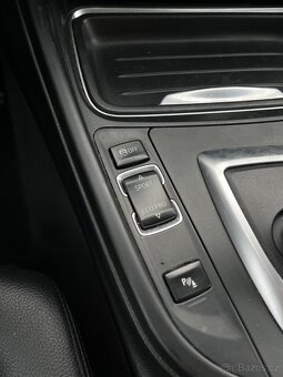 BMW 318d Touring - 8