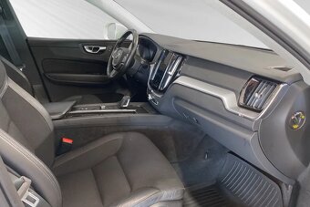 Volvo XC60 B4 AWD  Momentum Edition 2020 - 8