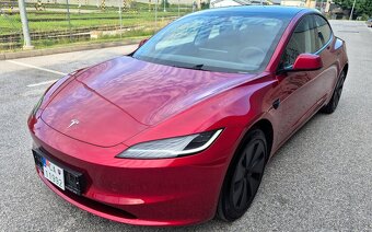 TESLA 3 LONG RANGE 5/2024 HIGHLAND 366KW, odpočet DPH , 4x4 - 8