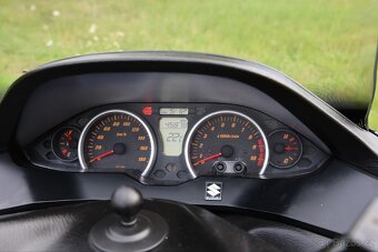Suzuki Burgman AN400 - 8