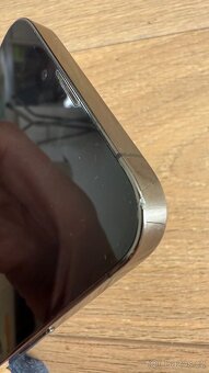 iPhone 13 Pro 256GB Grafitově šedá - 8