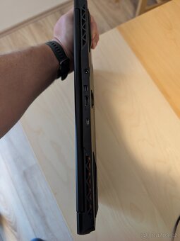 Herní notebook i5 rtx 4060 Gigabyte G5 KF - 8