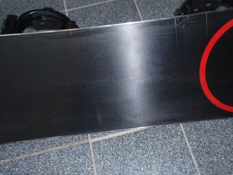 PĚKNÝ NABROUŠENÝ SNOWBOARD TRANS 120 CM+VÁZÁNÍ VEL.M - 8