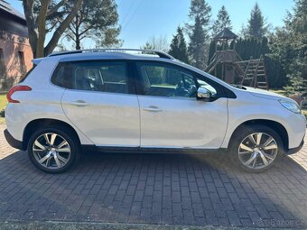 Peugeot 2008 1.2T 81kw AT Allure - 8