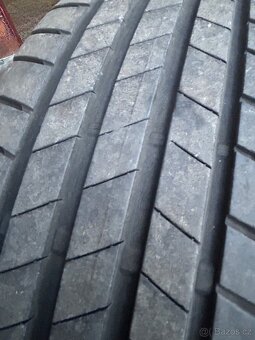 195/65/15 letni pneu - 8