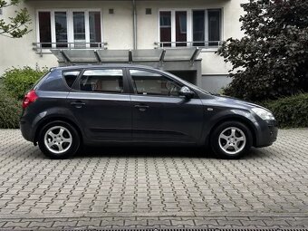 Kia Cee´d 1.4 80kW Klima ALU kola Nové v ČR - 8