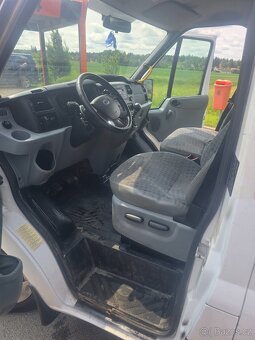 Ford transit 2.2 tdci 85 kw 6 kvalt 9 mist - 8