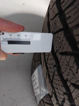 Prodám kompletní zimní kola VW T6 17" - 8