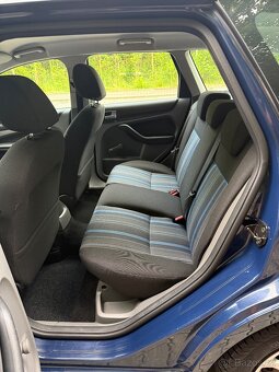 Ford Focus 2 facelift combi 1.6 74kw benzin 2009 bez koroze - 8