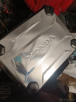 Honda x-adv 750 - 8