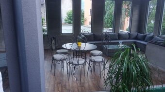 Sada kovového zahradního stolu + 6 židli - 8