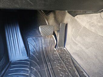 BMW Řada 5, BMW 520d, 2015, 140kw, velká navi, BMW servis - 8