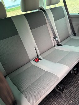 Volkswagen Caravelle T5.1 4Motion 2.0 tdi 103kW - 8