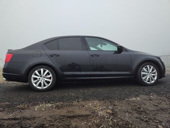 Škoda Octavia lll VRS 2.0tdi - 8