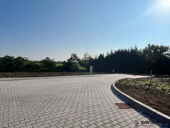 Prodej stavebního pozemku (617m²), ul. Štefánikova, Rajhrad  - 8