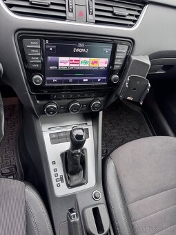 Octavia 3 COMBI 2.0 TDI 110kW ELEGANCE DSG 2017 - 8