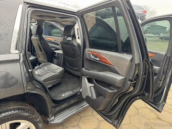 Cadillac Escalade - 8