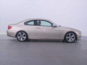 BMW Řada 3 2,0 i 125kW Edition Kůže (2011) - 8