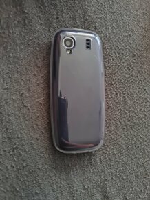 Mobilní telefon Q3308 pro malý - 8